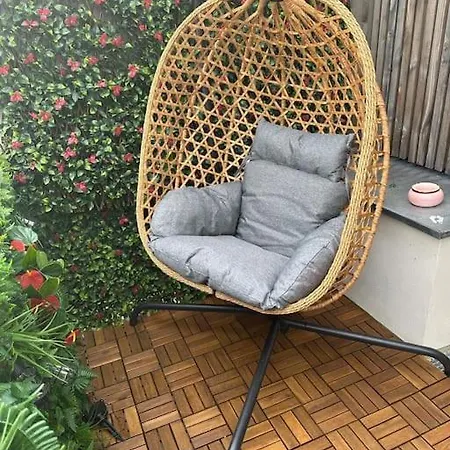 Cosy Avec Terrasse A Montévrain