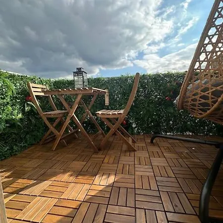 Apartment Cosy Avec Terrasse A Montévrain